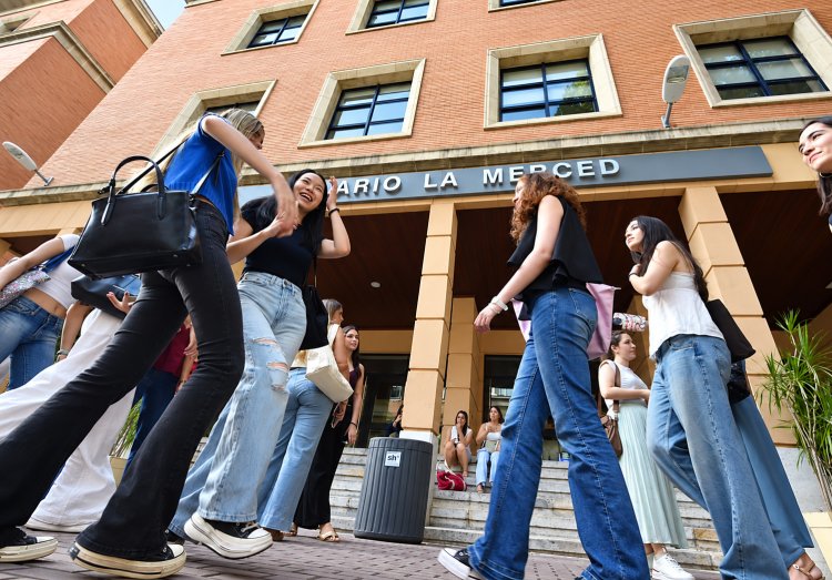 Estudiar fuera de Mazarrón: el esfuerzo económico de las familias para que sus hijos puedan ir a la universidad