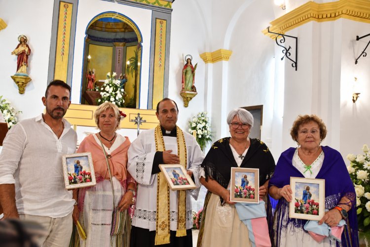 La Majada se viste de huertana para acompañar a su patrona por las calles de la pedanía