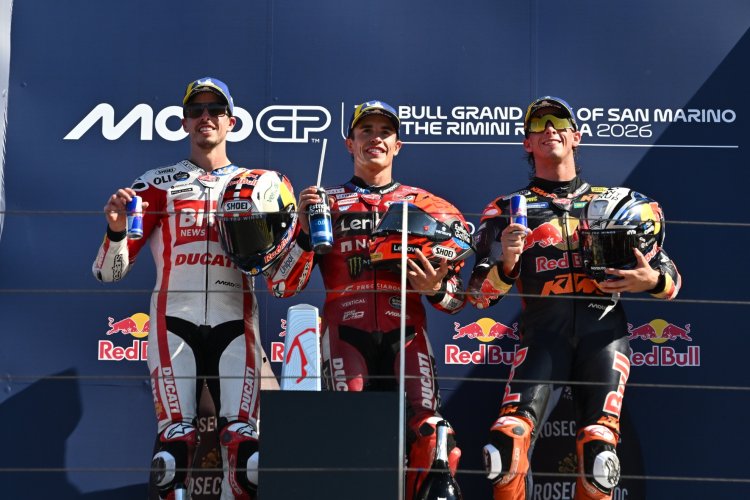 Pedro Acosta se sube al podio en Misano