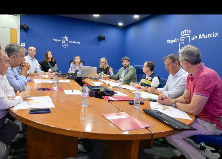 Cierres de centros docentes y centros sociales mañana, jueves 17 a causa de lluvias y tormentas