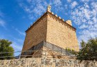 Torre de los Caballos: la fortaleza que vigiló el mar y terminó convirtiéndose en símbolo de Bolnuevo