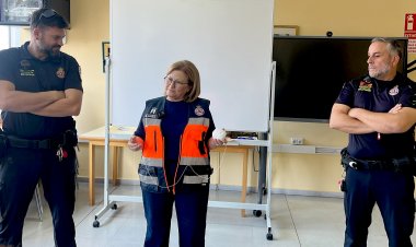 El Centro de Día de Personas Mayores acoge una jornada sobre el cuidado de la salud física y emocional