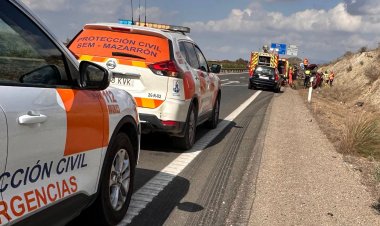 Un hombre de 58 años resulta herido en una colisión entre dos coches en la RM-3, en Mazarrón