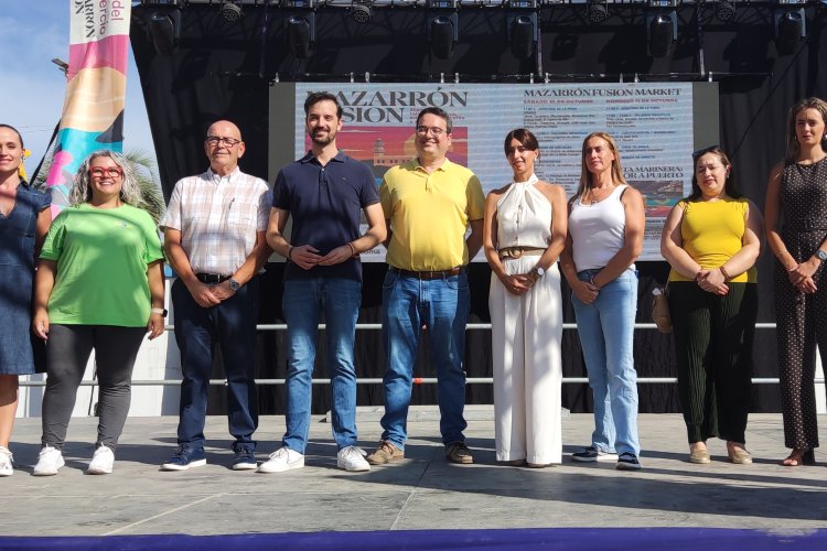 Mazarrón Fusion Market reunirá moda, artesanía, música y gastronomía este fin de semana en el Puerto