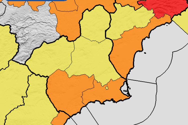 AEMET mantiene dos periodos de nivel naranja por lluvias para el domingo 18 de octubre en el sur de la Región de Murcia